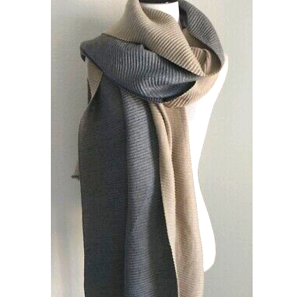 🆕🌿OVERSIZED TWO TONE SCARF🌿 - Picture 2 of 4
